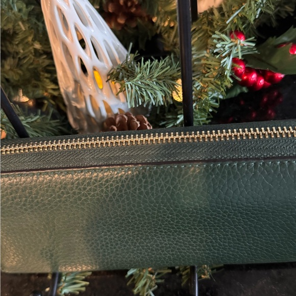 Michael Kors Jet Set Travel Continental Wallet - Ivy Green - Picture 5 of 6